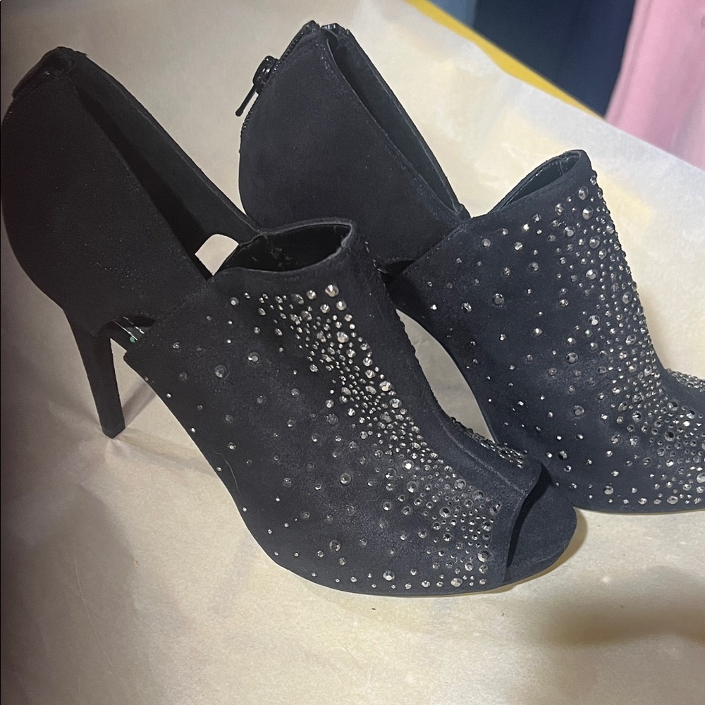 Jennifer‎ Lopez Black Studded Heels